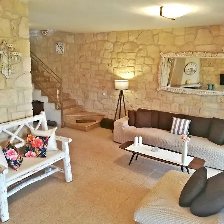 G&p Summer Villa